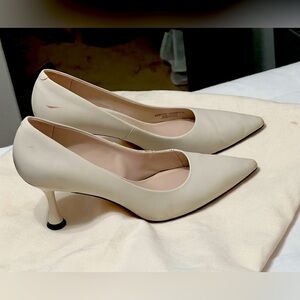 Charles Keith heels, size 7. Perfect for conferences, presentations